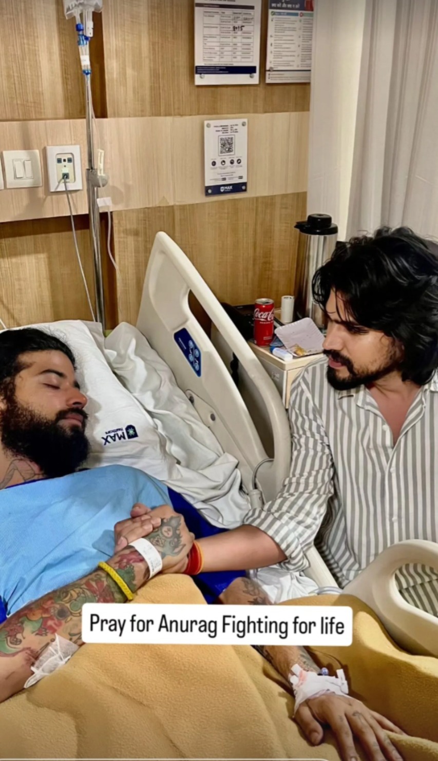 Mannara Chopra Gets Emotional as Anurag Dobhal Remains Critical After Crash, Father Allegedly Disowns Him Anurag Dobhal