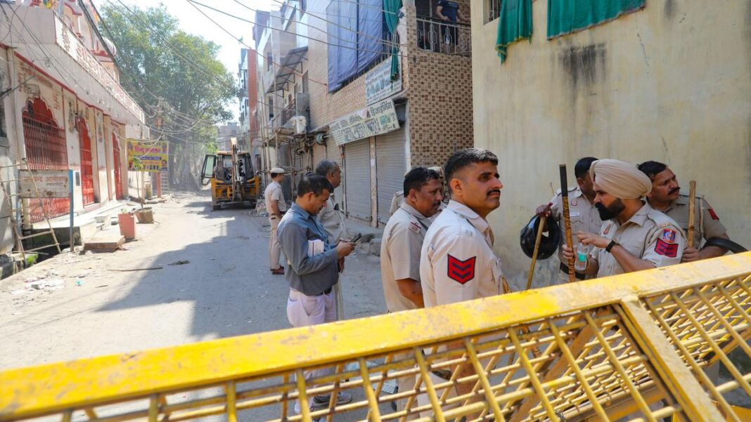 Uttam Nagar Clash Update: Seven People Detained, Including Women Uttam Nagar Clash Update: Seven People Detained, Including Women