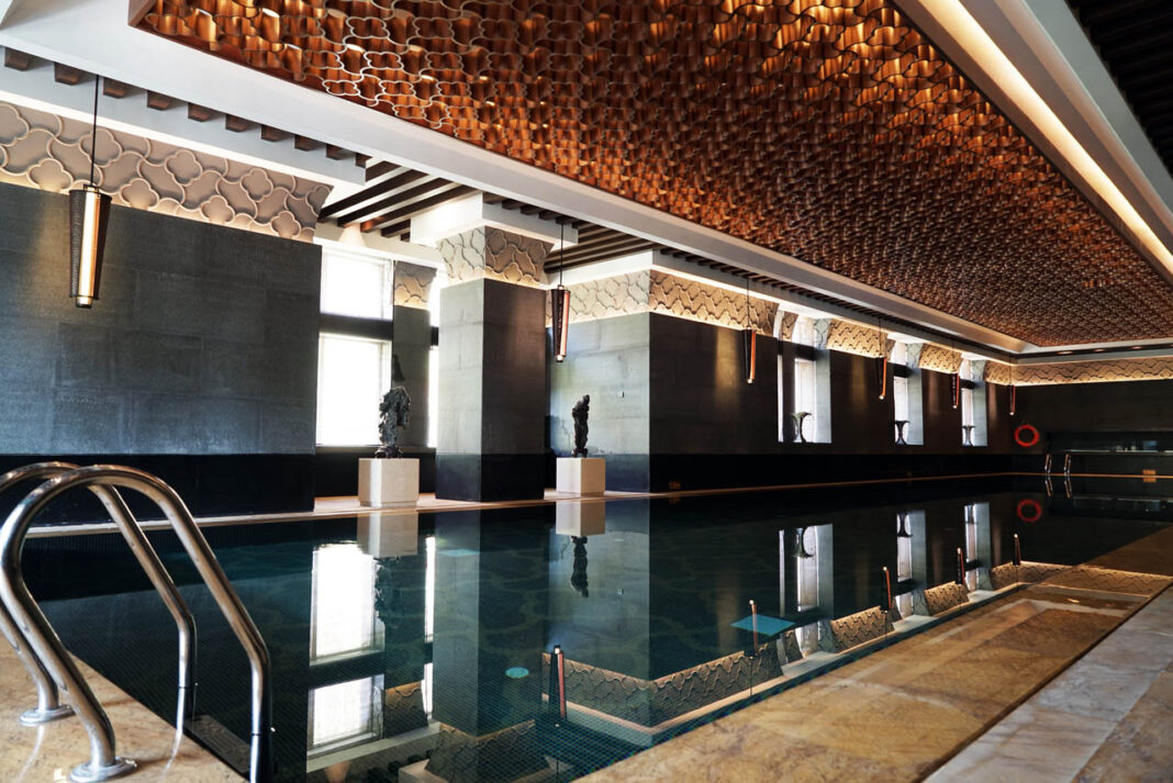 Secret Lives of Billionaire Heirs and Heiresses Secret Lives of Billionaire Heirs and Heiresses